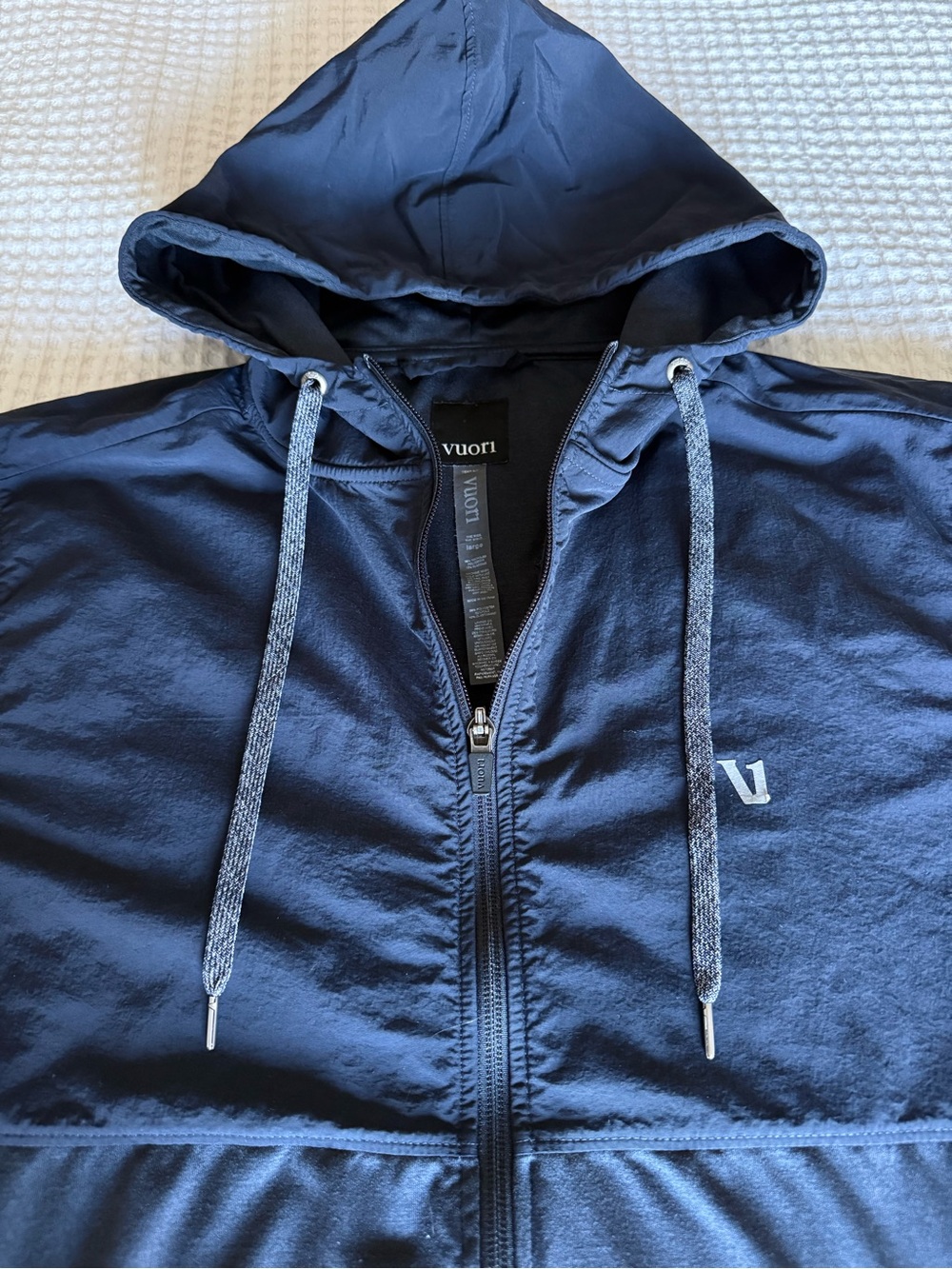 Like New Mens Vuori Sunday Element Jacket Navy Hooded Lightweight Zip Jacket - Picture 5 of 10